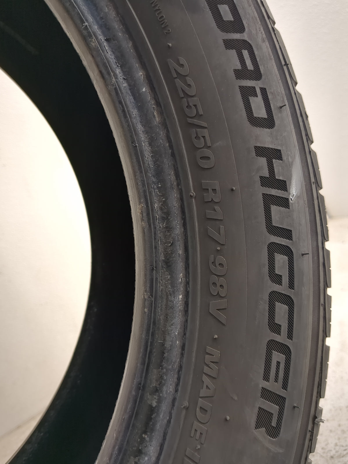 Used Tire 225/50R17 ROAD HUGGER GTP AS/02 98V - Tread Depth 11/32 - Oemusedautoparts1.com