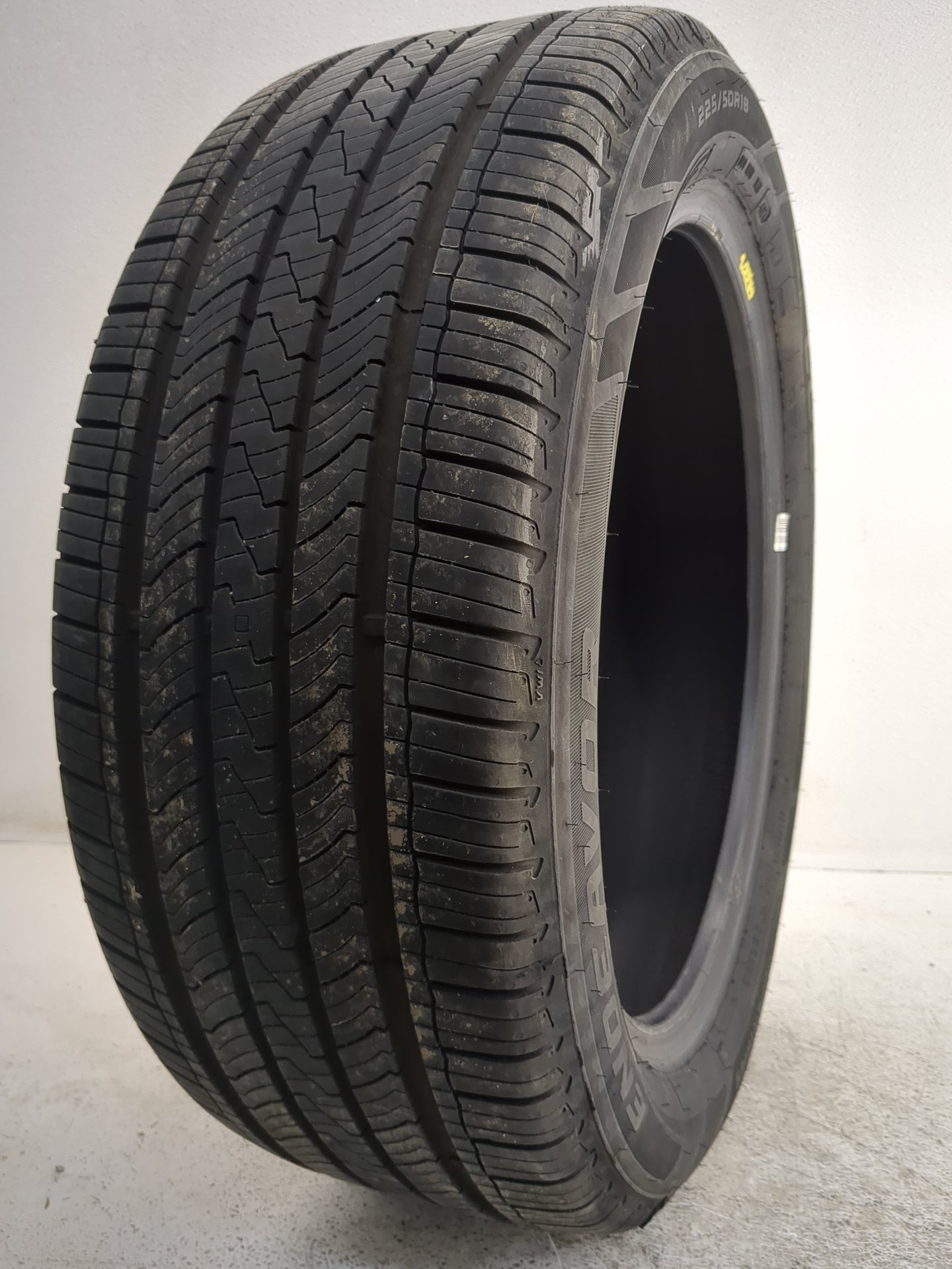 Used Tire 225/50R18 COOPER ENDEAVOR 95V - Tread Depth 12/32 - Oemusedautoparts1.com