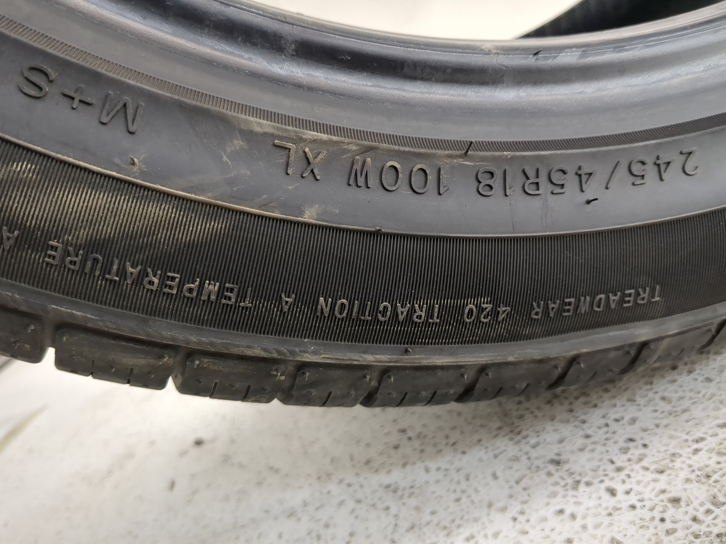 Used Tire 245/45R18 IRONHEAD REFLEX IH01 100W - Tread Depth 11/32 - Oemusedautoparts1.com