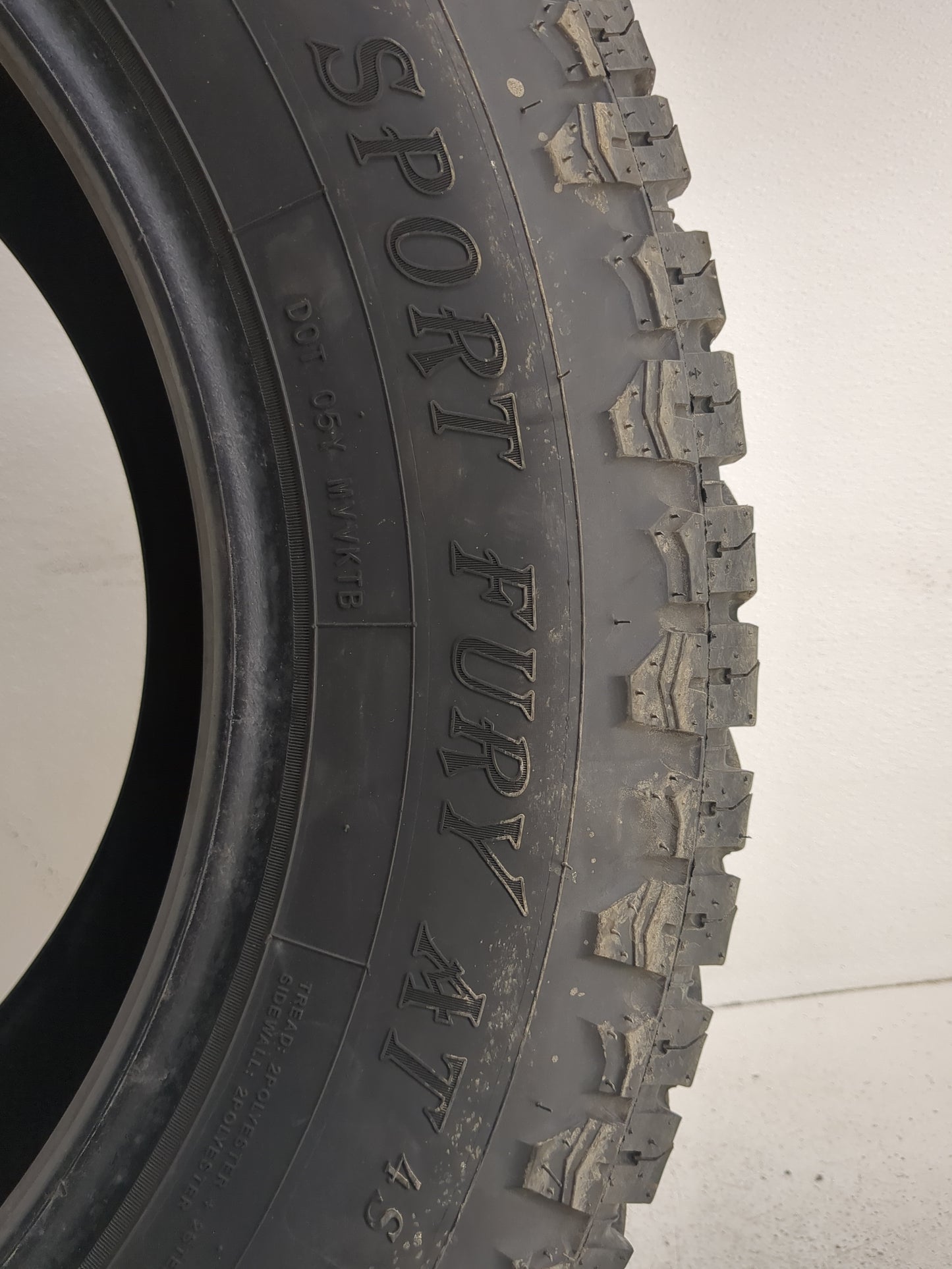 Used Tire 265/65R18 DORADO SPORT FURY AT 114T - Tread Depth 13.5/32 - Oemusedautoparts1.com