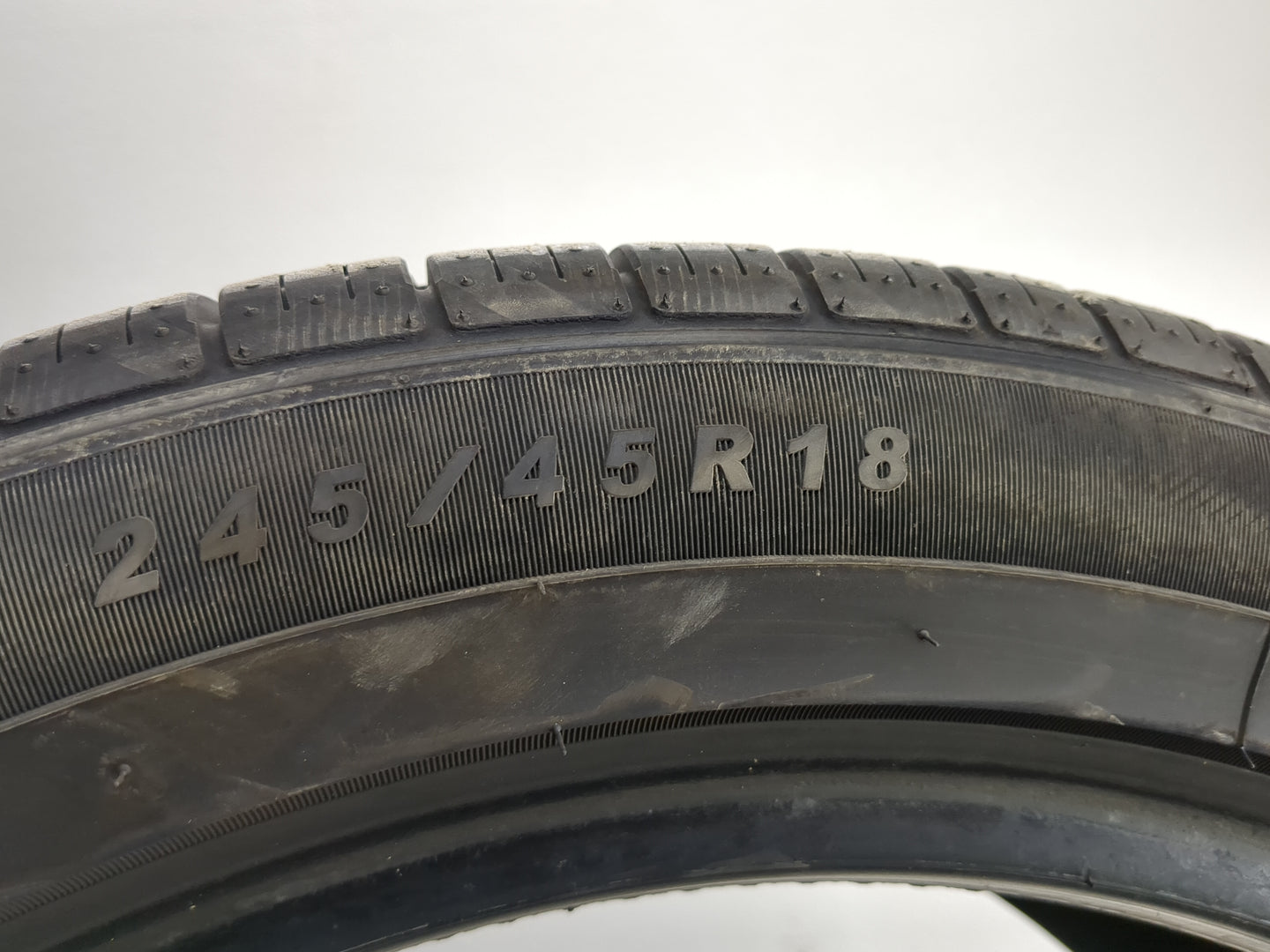 Used Tire 245/45R18 IRONHEAD REFLEX IH01 100W - Tread Depth 8.5/32 - Oemusedautoparts1.com