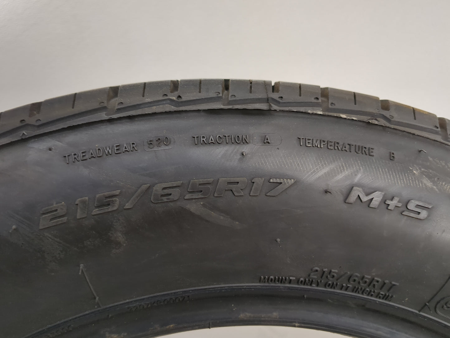 Used Tire 215/65R17 MASTERCRAFT STRATUS AS 99T - Tread Depth 9/32 - Oemusedautoparts1.com