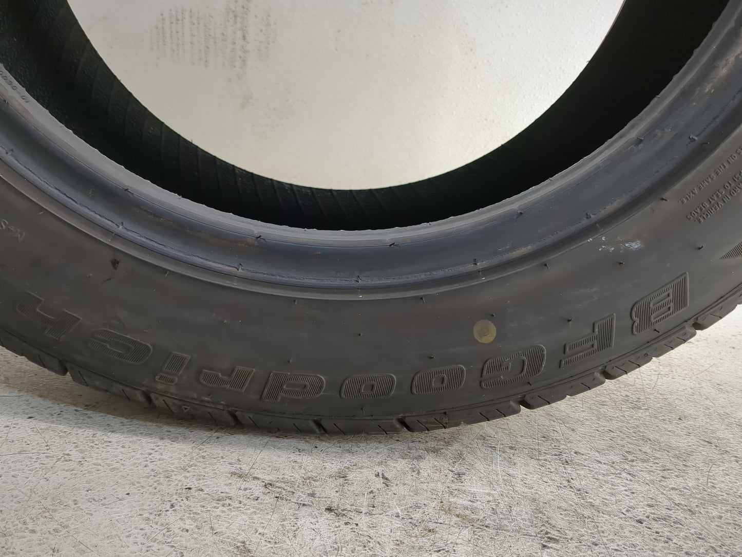 Used Tire 205/55R16 BFGOODRICH 205/55R16 91H - Tread Depth 8/32 - Oemusedautoparts1.com