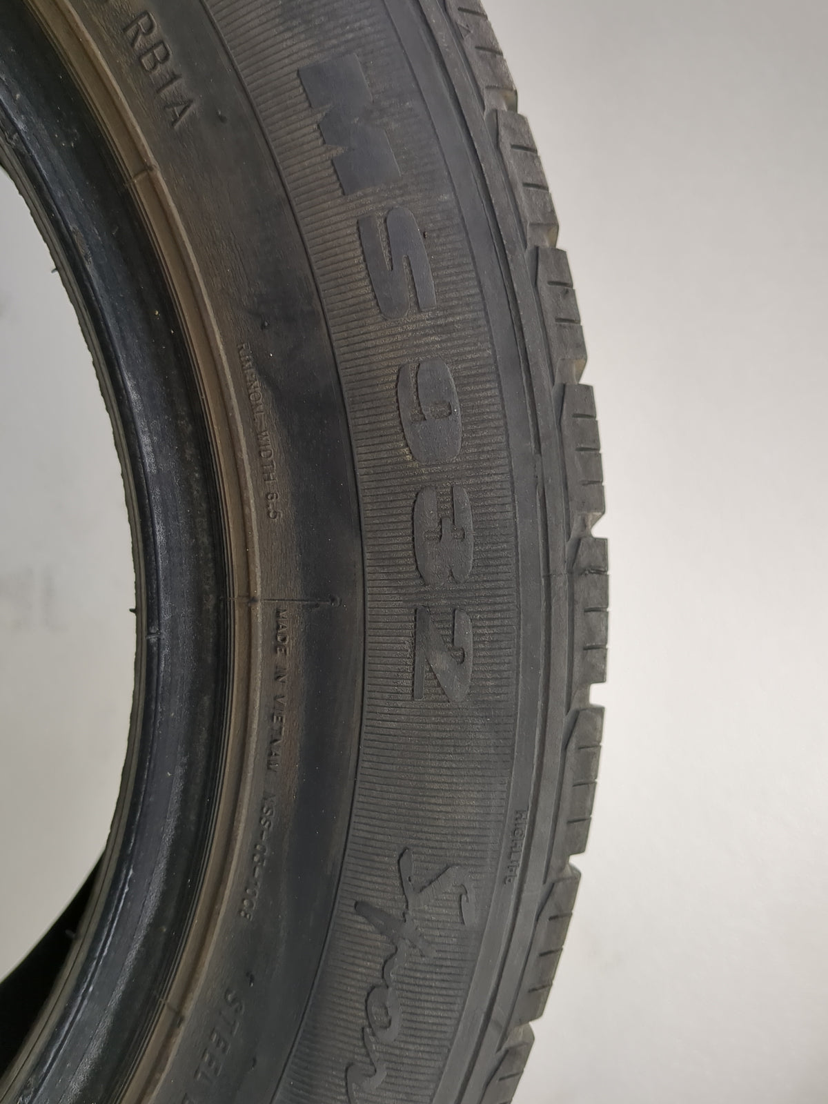 Used Tire 205/55R16 MILESTAR MS932 91V - Tread Depth 6/32 - Oemusedautoparts1.com