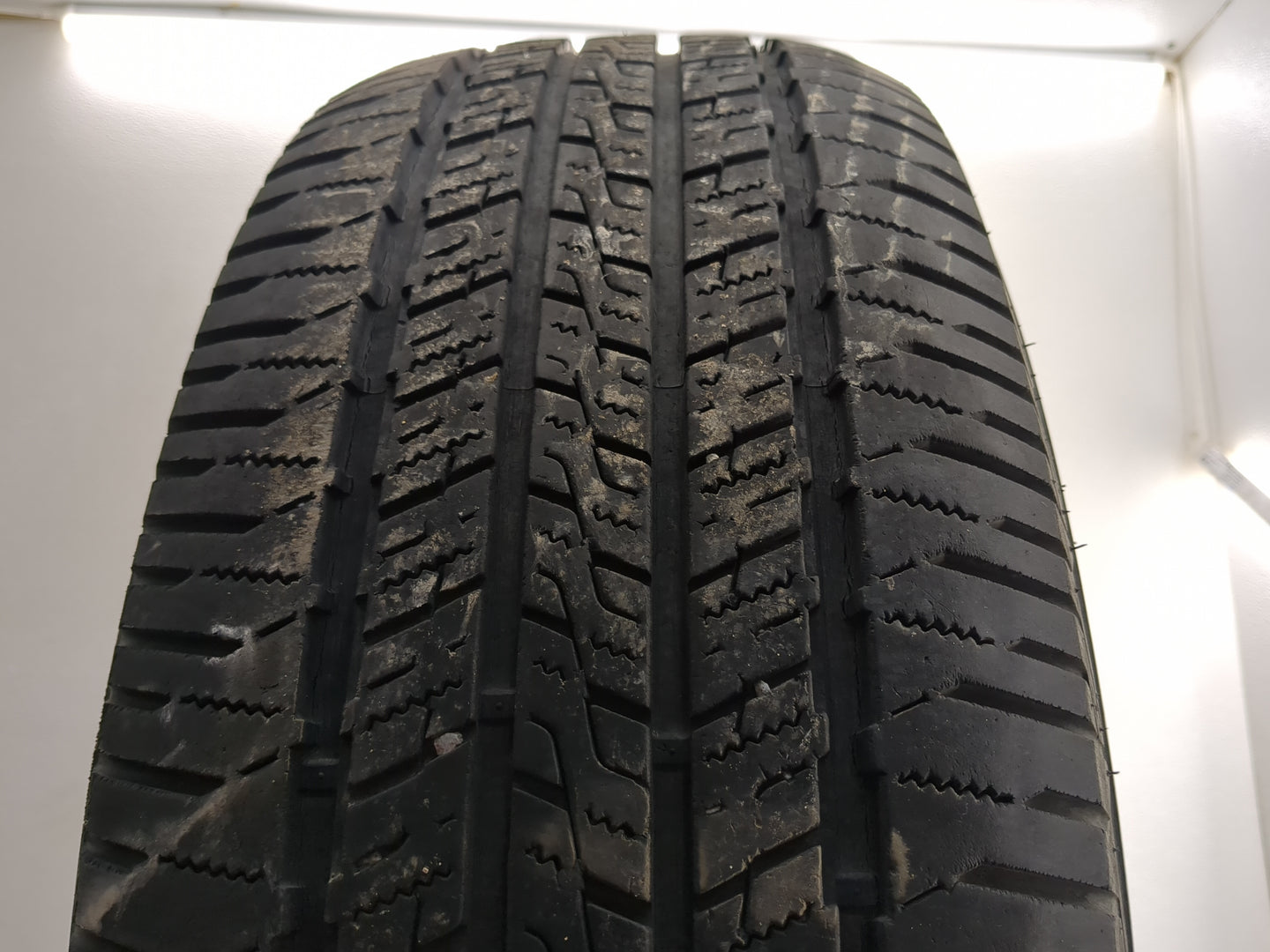 Used Tire LT265/70R17 PATHFINDER HT 121/118S - Tread Depth 9/32 - Oemusedautoparts1.com