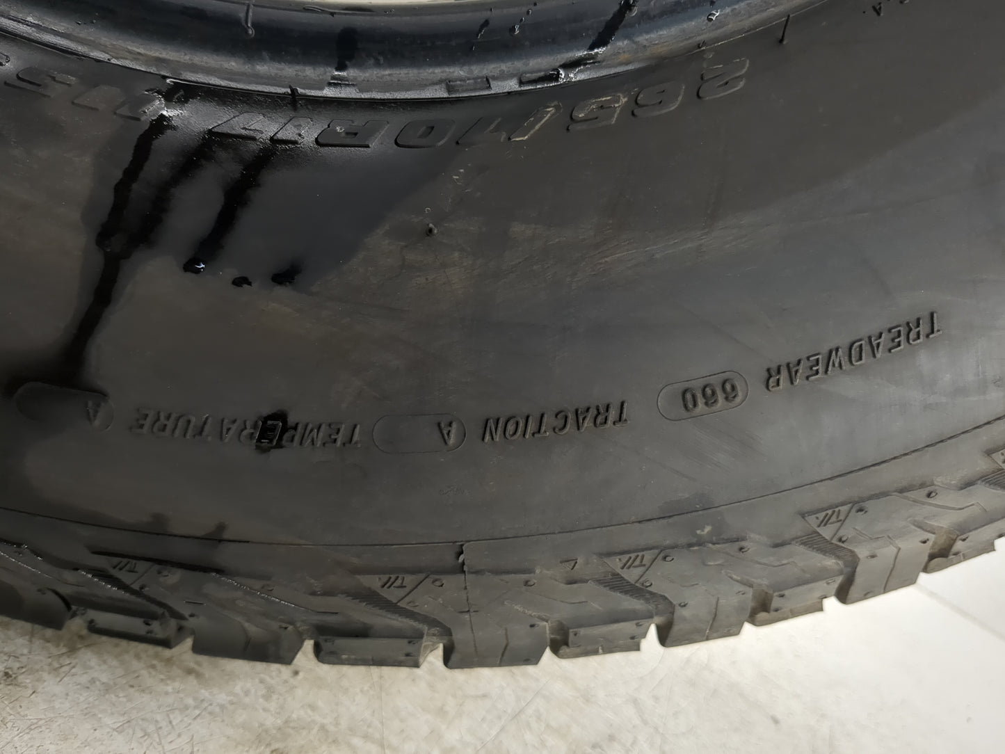Used Tire 265/70R17 BFGOODRICH ALL-TERRAIN T/A 115S - Tread Depth 9/32 - Oemusedautoparts1.com