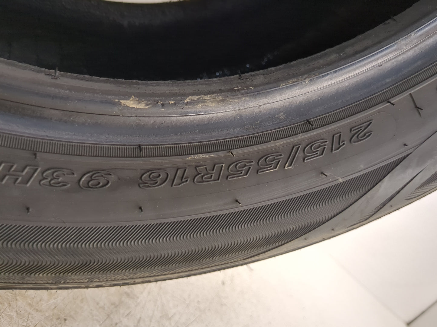 Used Tire 215/55R16 SOLAR 4XS+ 93H - Tread Depth 9/32 - Oemusedautoparts1.com