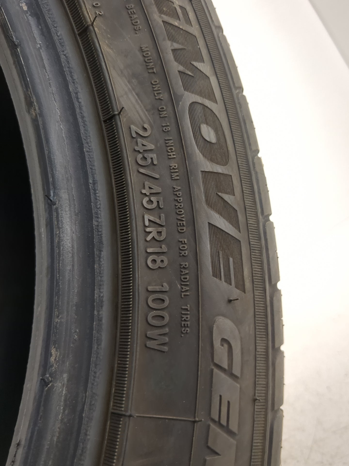 Used Tire 245/45R18 IRONMAN IMOVE GEN 3 100W - Tread Depth 9/32 - Oemusedautoparts1.com
