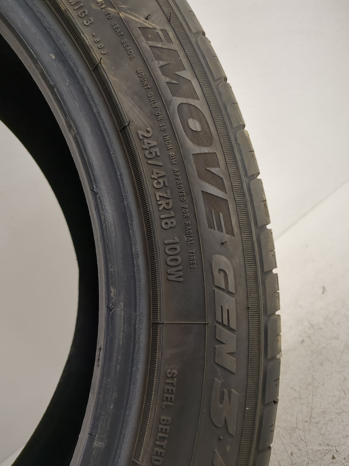 Used Tire 245/45R18 IRONMAN IMOVE GEN 3 100W - Tread Depth 9/32 - Oemusedautoparts1.com