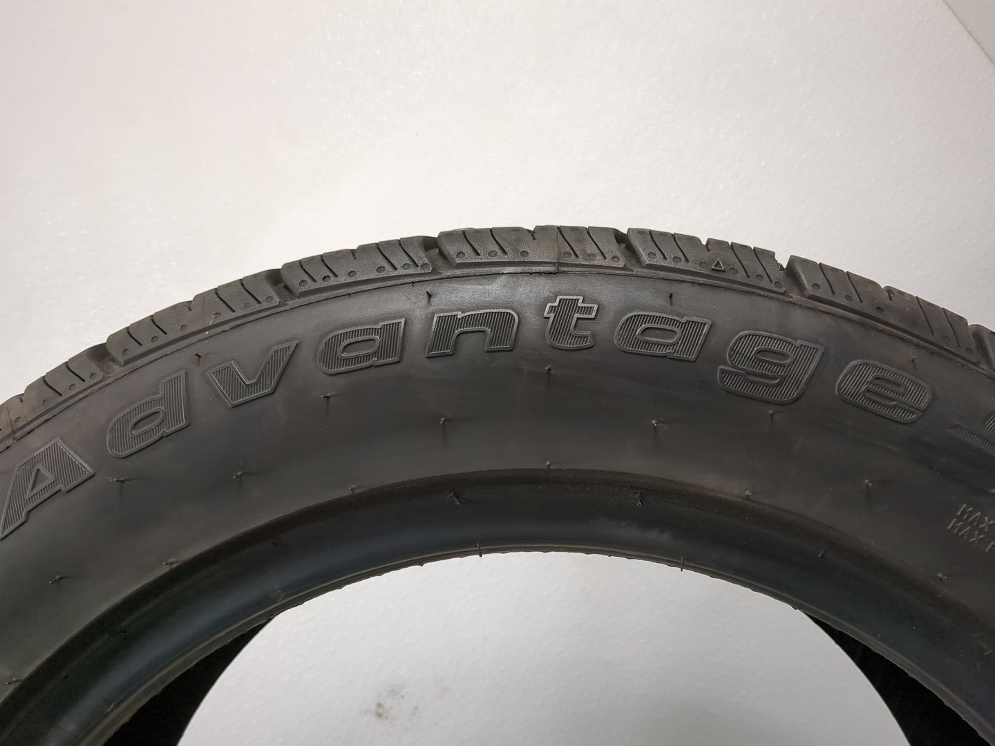 Used Tire 205/55R16 BFGOODRICH ADVANTAGE T/A 91H - Tread Depth 8/32 - Oemusedautoparts1.com
