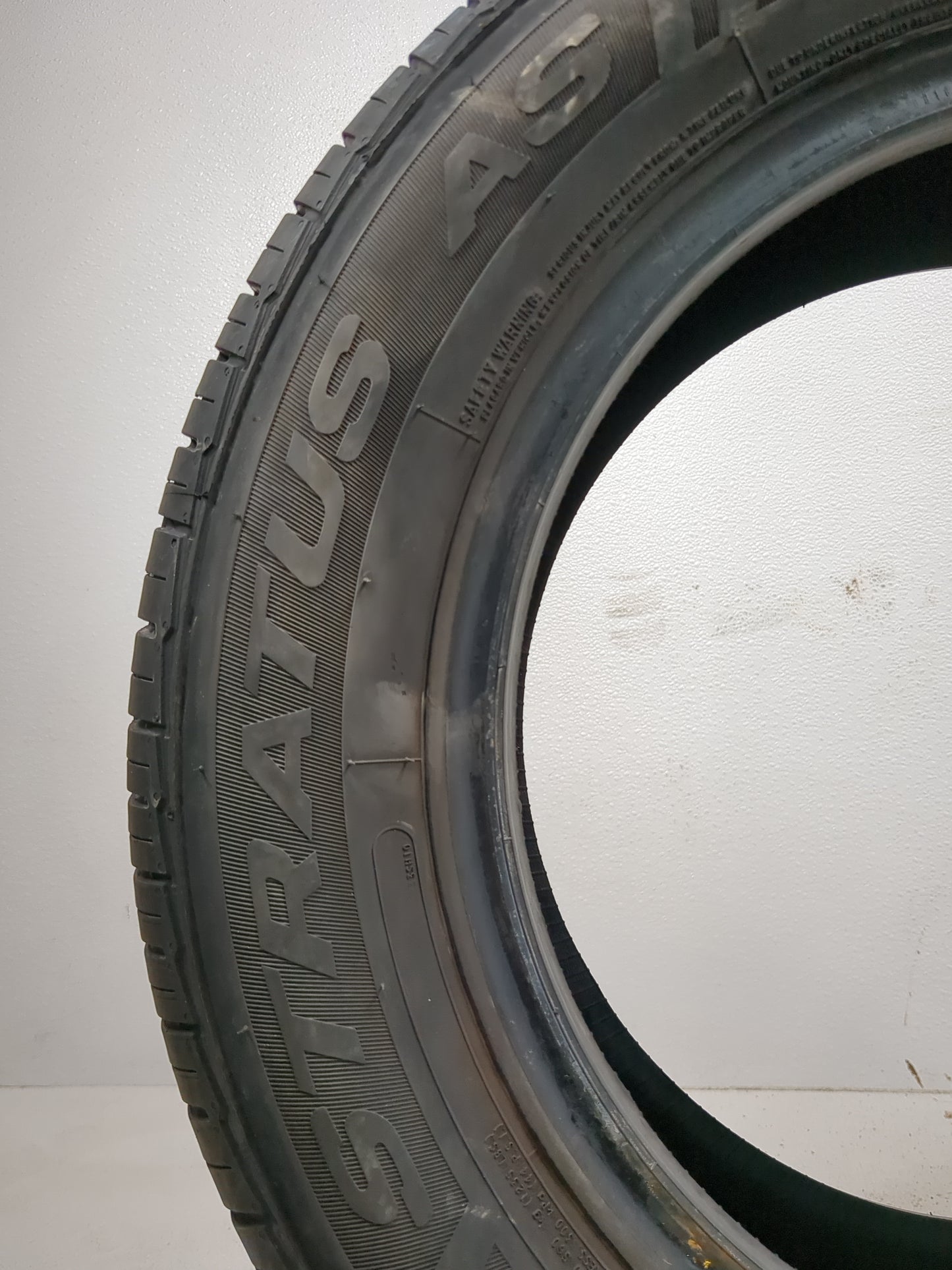 Used Tire 185/65R15 MASTERCRAFT STRATUS AS 88H - Tread Depth 8/32 - Oemusedautoparts1.com