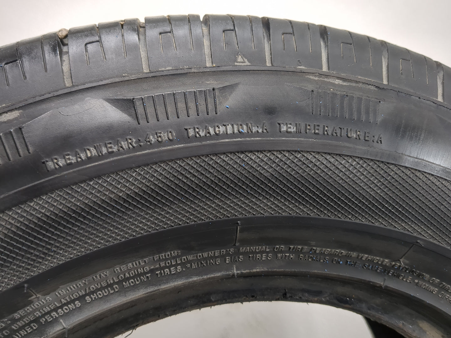 Used Tire 235/70R15 GUARDSMAN RADIAL H/T 102S - Tread Depth 7.5/32 - Oemusedautoparts1.com