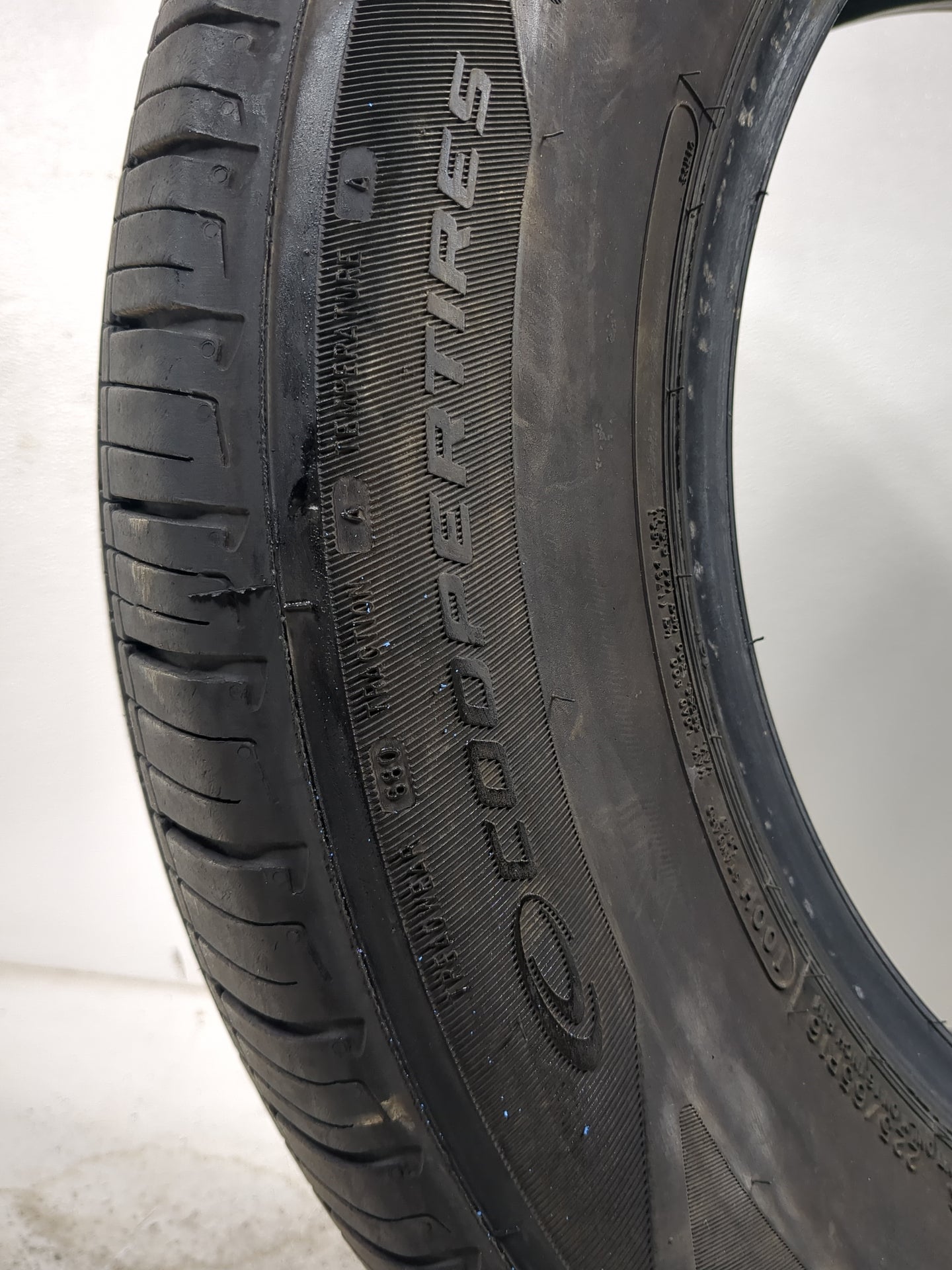 Used Tire 225/65R16 COOPER ENDEAVOR 100H - Tread Depth 8/32 - Oemusedautoparts1.com