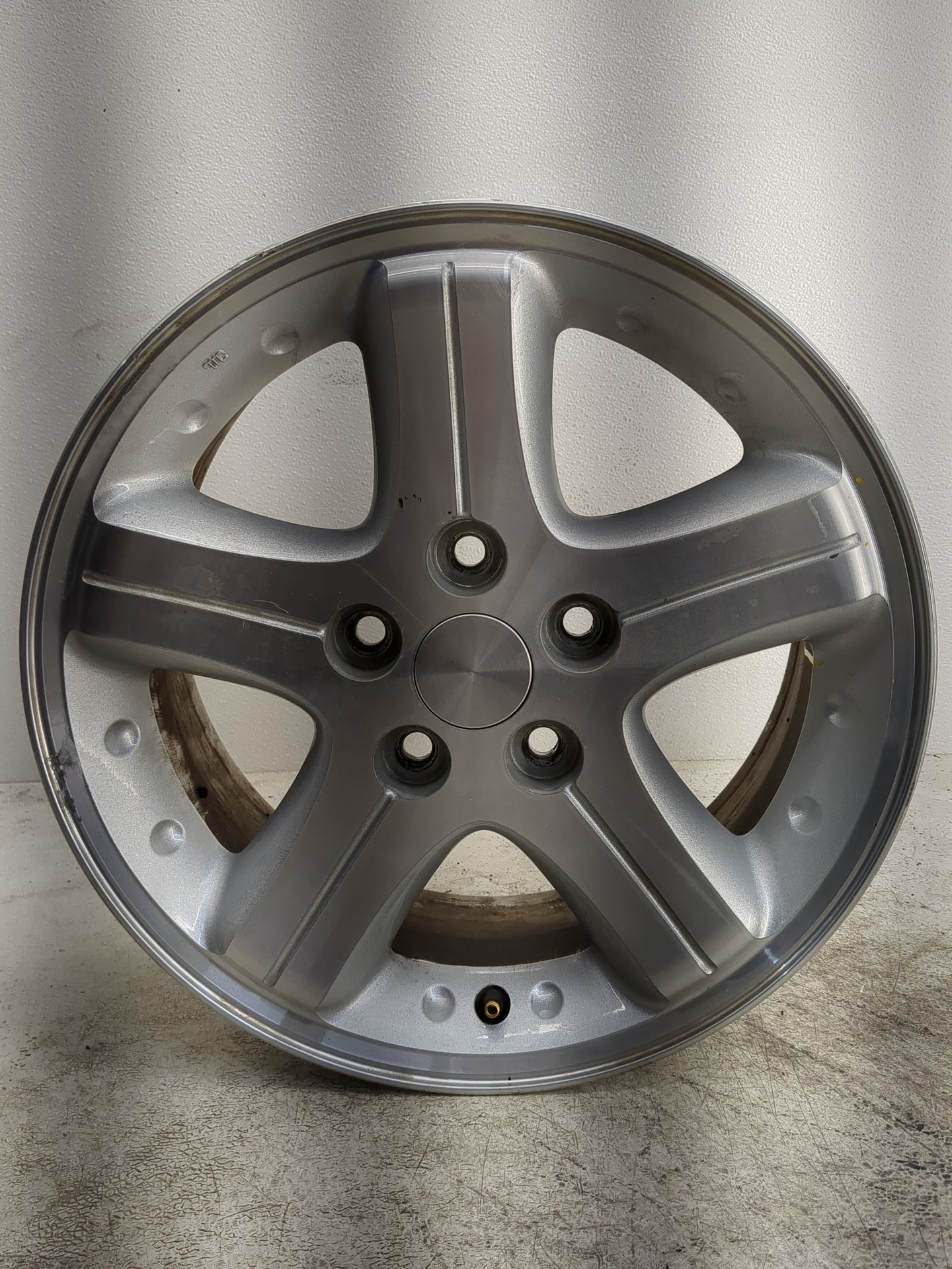 2002-2004 Dodge Intrepid Oem Wheel Rim - Oemusedautoparts1.com