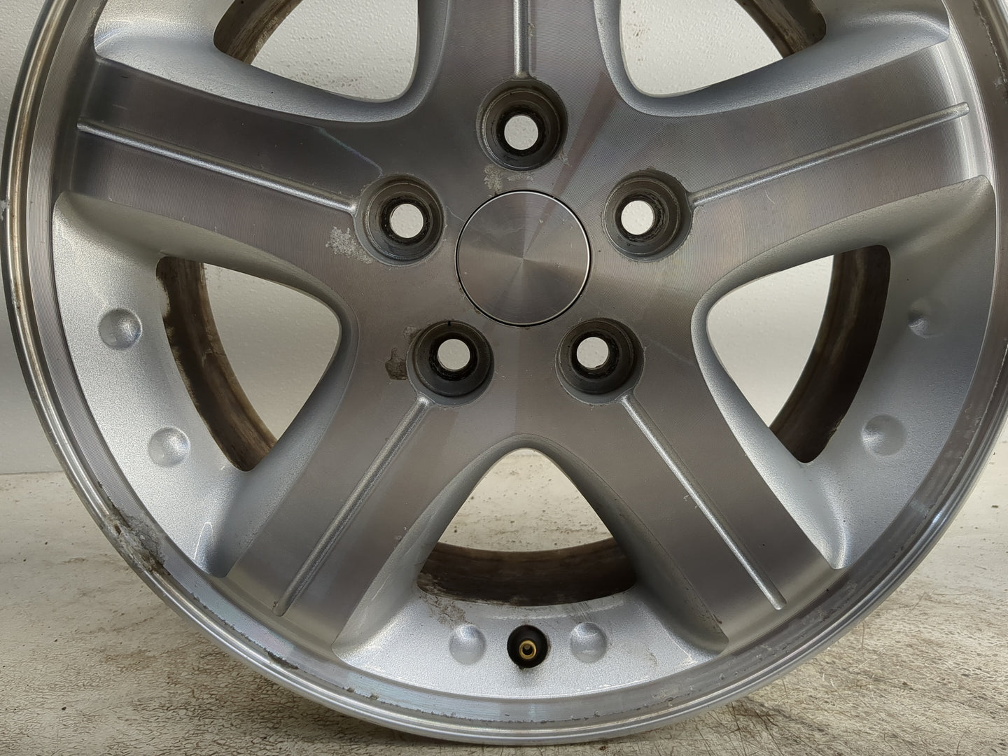 2002-2004 Dodge Intrepid Oem Wheel Rim - Oemusedautoparts1.com