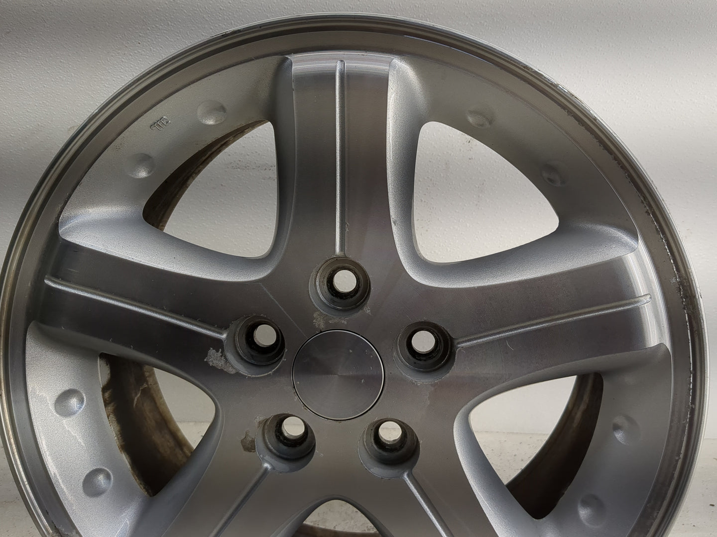 2002-2004 Dodge Intrepid Oem Wheel Rim 1253241 - Oemusedautoparts1.com