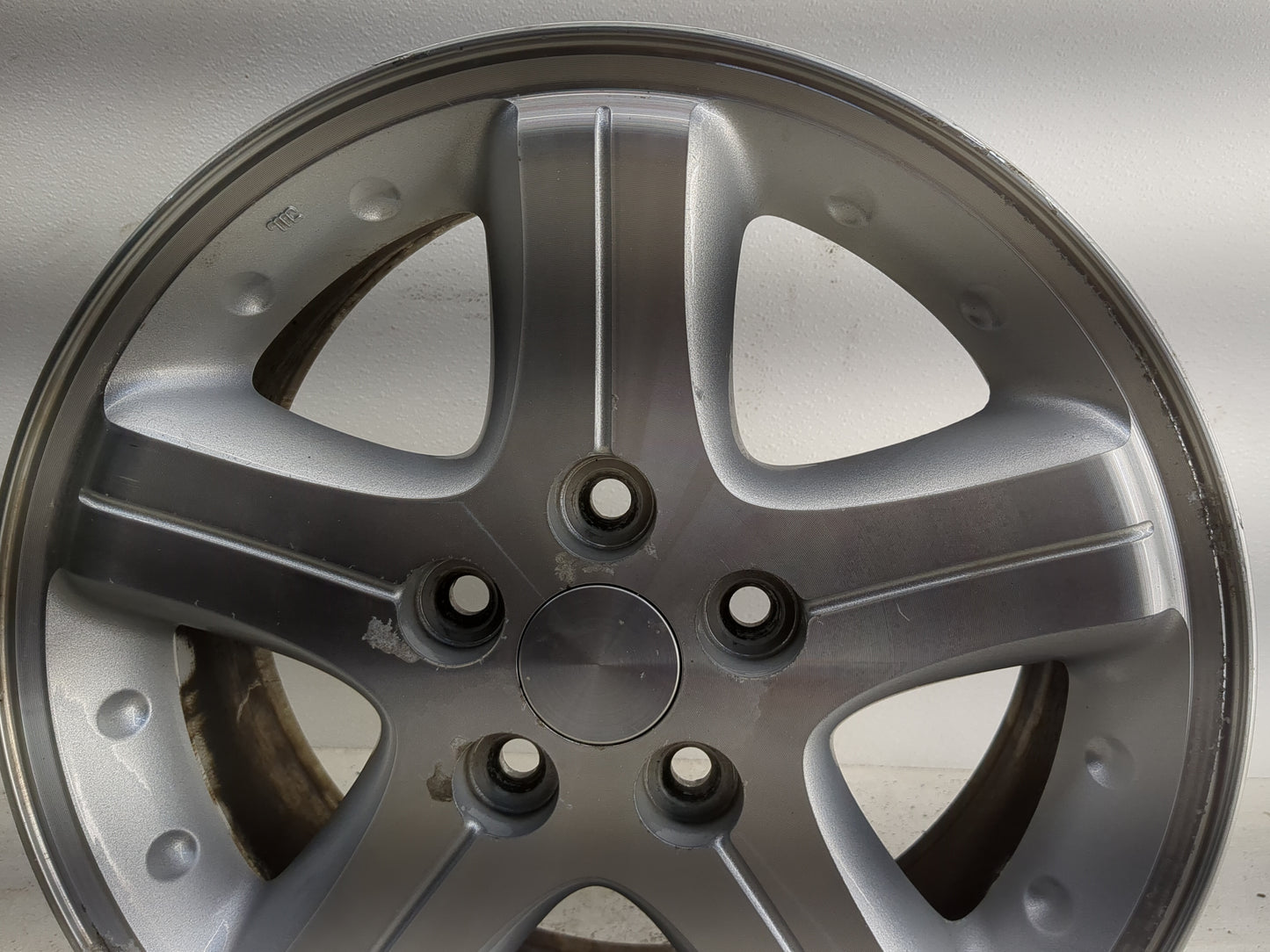 2002-2004 Dodge Intrepid Oem Wheel Rim 1253241 - Oemusedautoparts1.com