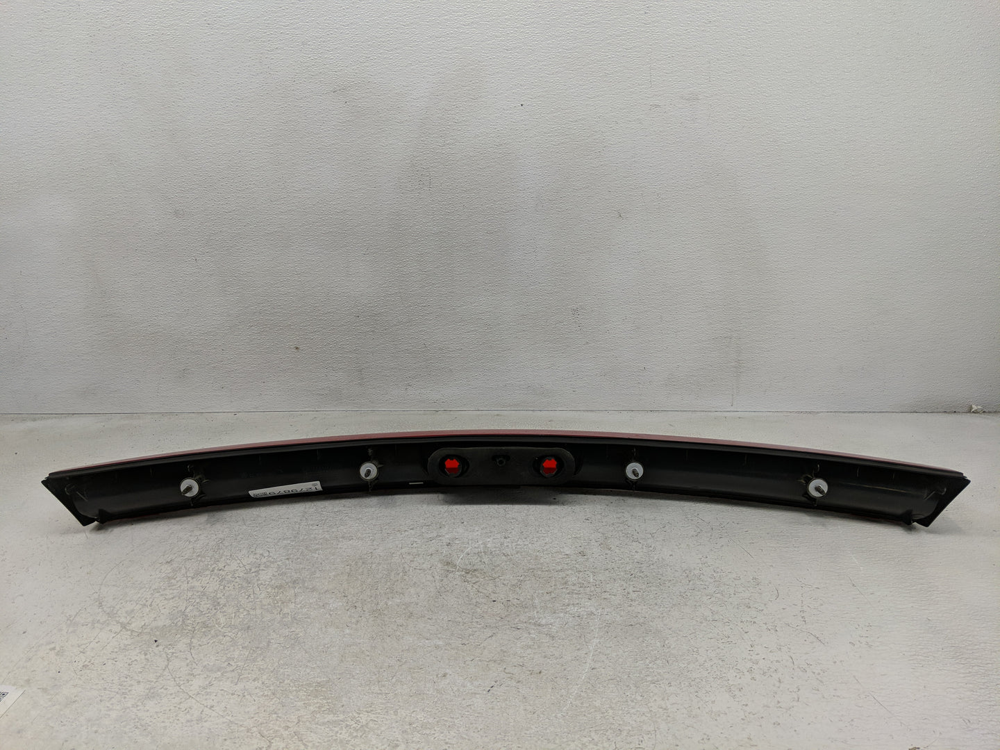 1998-2004 Dodge Intrepid Tail Light Assembly Driver Left OEM P/N:19284 3909-01A-PM 04574615 Fits OEM Used Auto Parts - Oemus