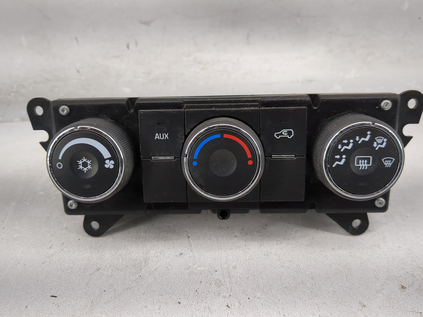 1998-2004 Dodge Intrepid Climate Control Module Temperature AC/Heater Replacement P/N:25896977 Fits OEM Used Auto Parts - Oe