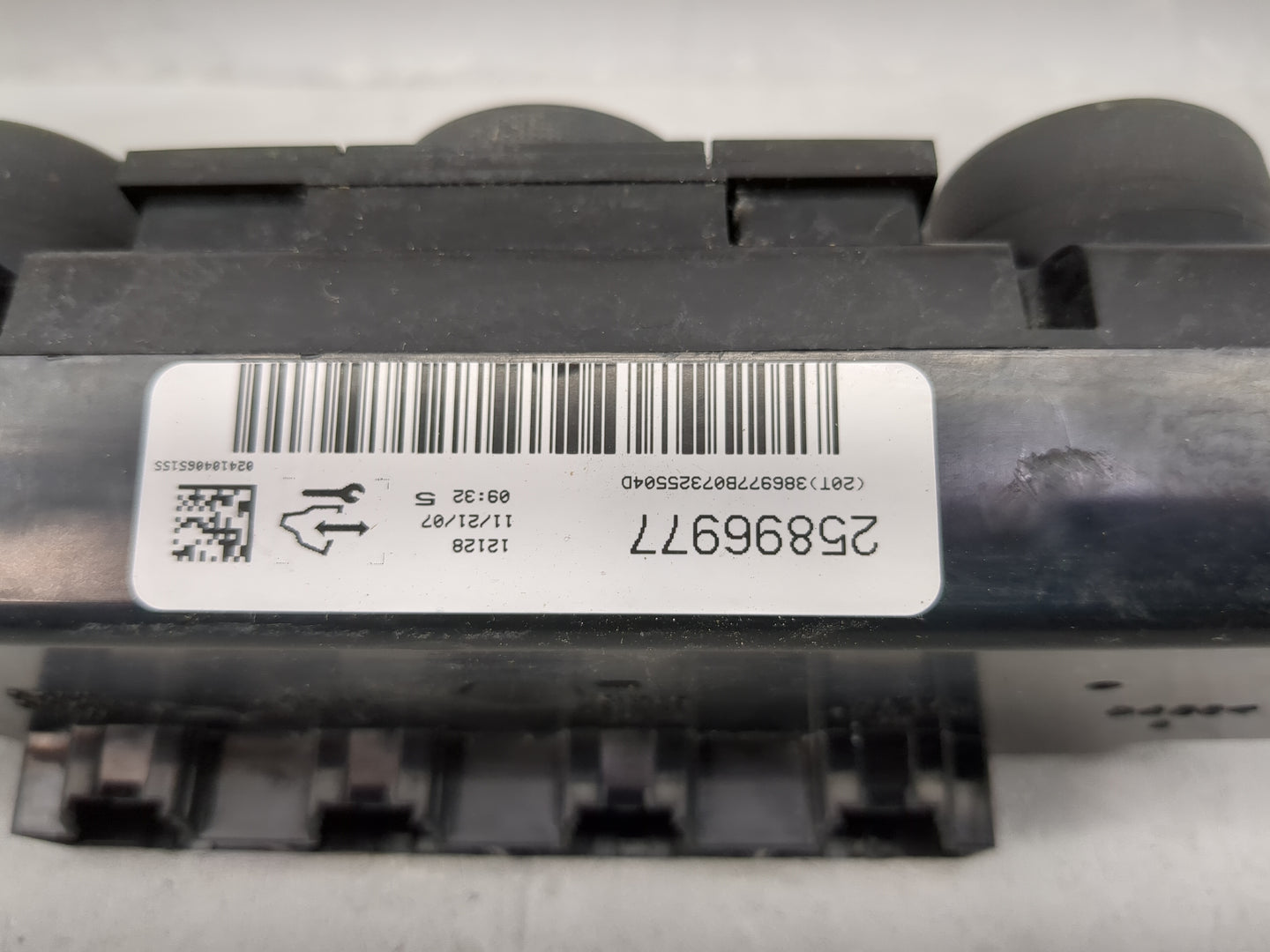 1998-2004 Dodge Intrepid Climate Control Module Temperature AC/Heater Replacement P/N:25896977 Fits OEM Used Auto Parts - Oe