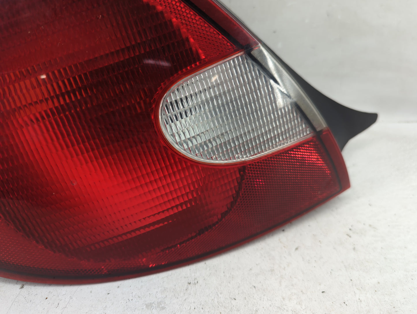 2000-2002 Dodge Neon Tail Light Assembly Driver Left OEM P/N:5288527 3916-03A Fits Fits 2000 2001 2002 OEM Used Auto Parts -