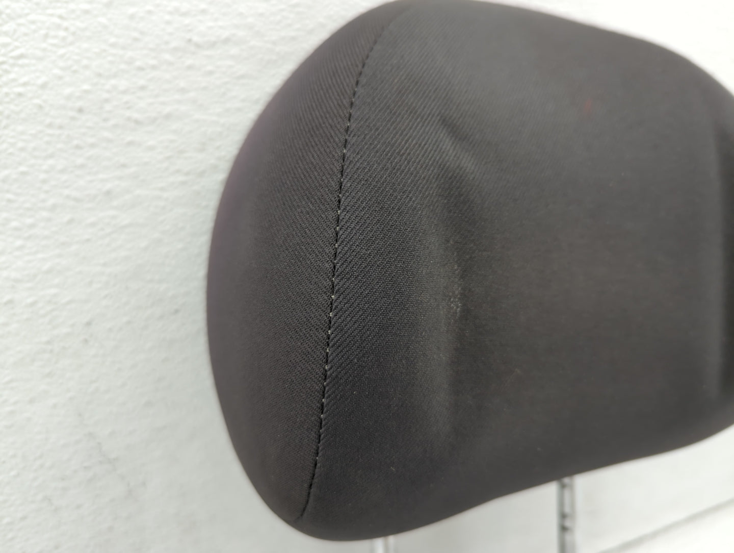 2001-2005 Dodge Neon Headrest Head Rest Front Driver Passenger Seat Black - Oemusedautoparts1.com