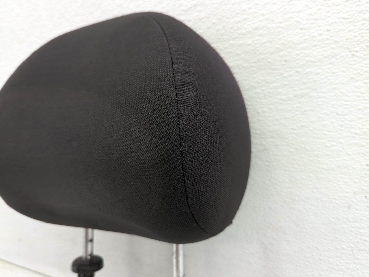 2002-2005 Dodge Neon Headrest Head Rest Front Driver Passenger Seat - Oemusedautoparts1.com