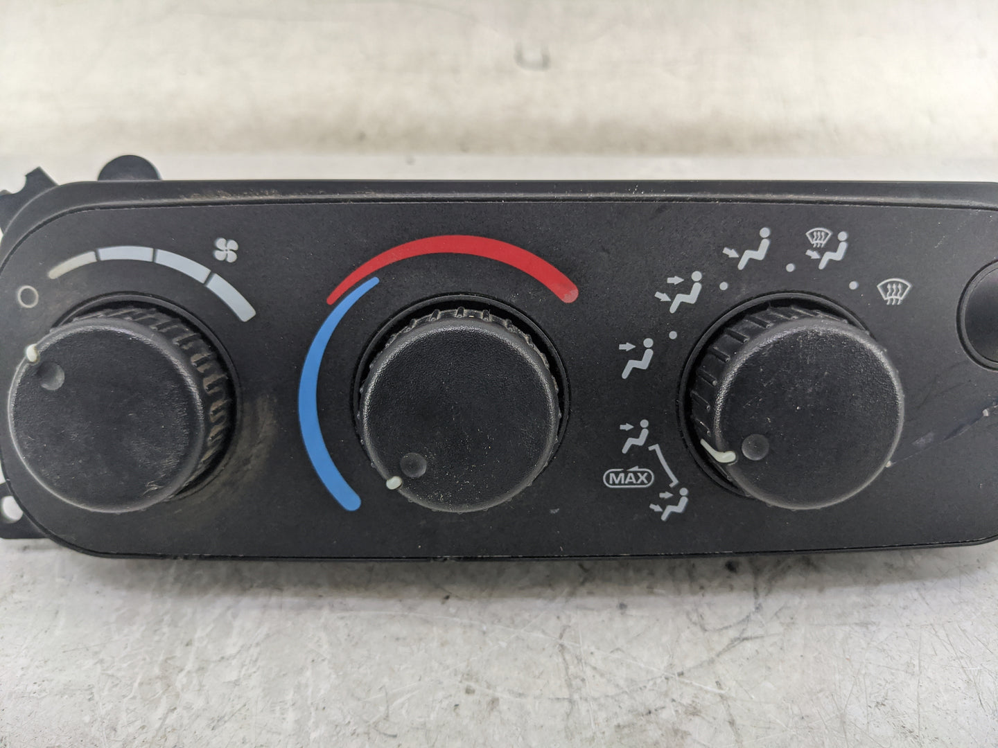 2002 Dodge Ram 1500 Climate Control Module Temperature AC/Heater Replacement P/N:55056247AD Fits OEM Used Auto Parts - Oemus