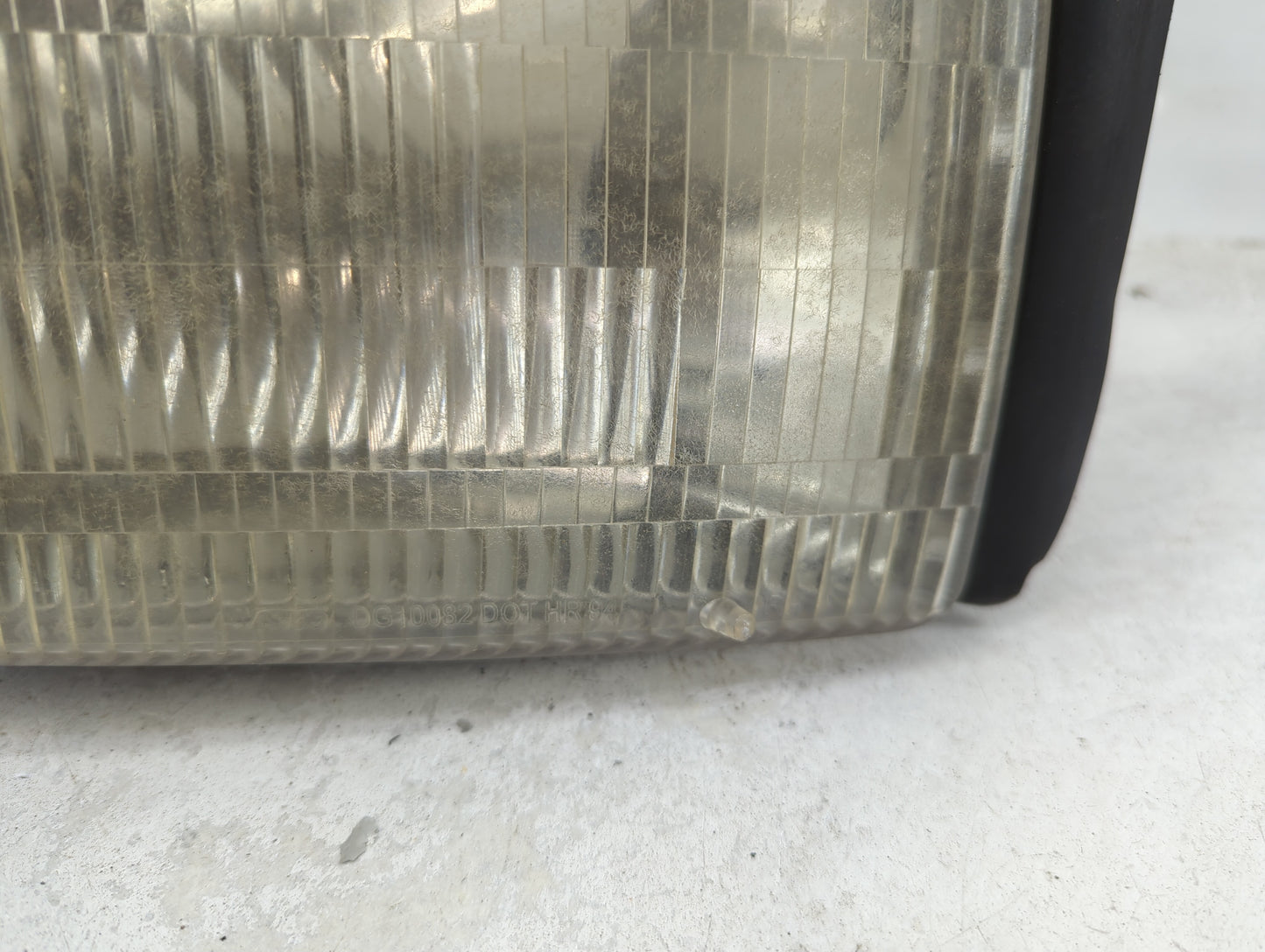 2002-2005 Dodge Ram 1500 Passenger Right Oem Head Light Headlight Lamp - Oemusedautoparts1.com