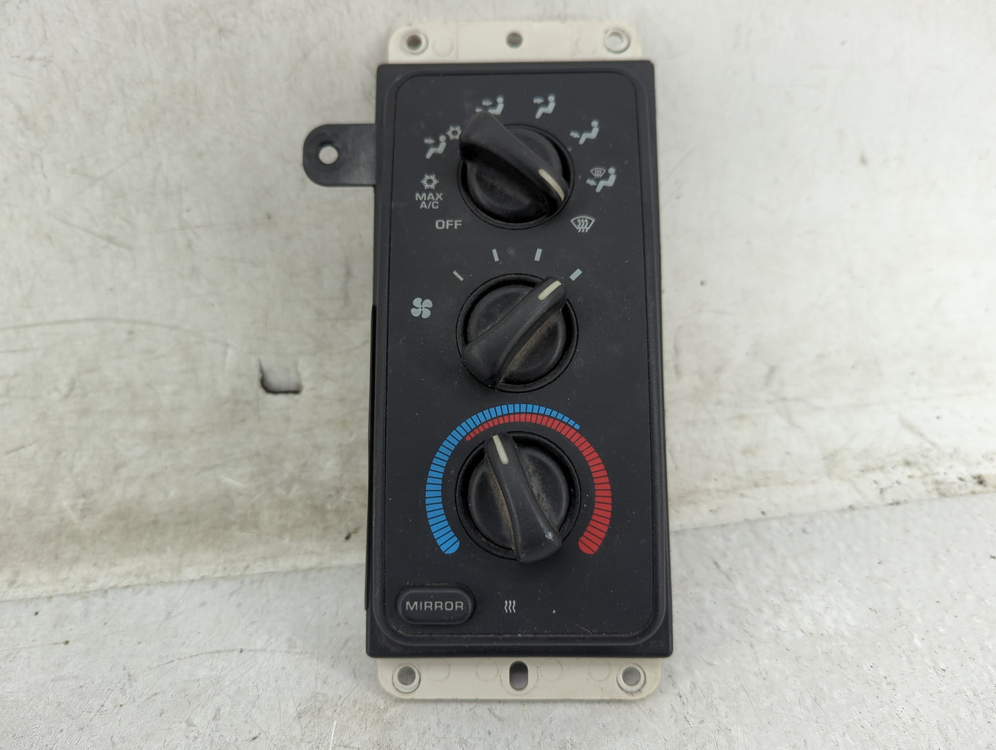 2002 Dodge Ram 1500 Climate Control Module Temperature AC/Heater Replacement P/N:55056702AD Fits OEM Used Auto Parts - Oemus