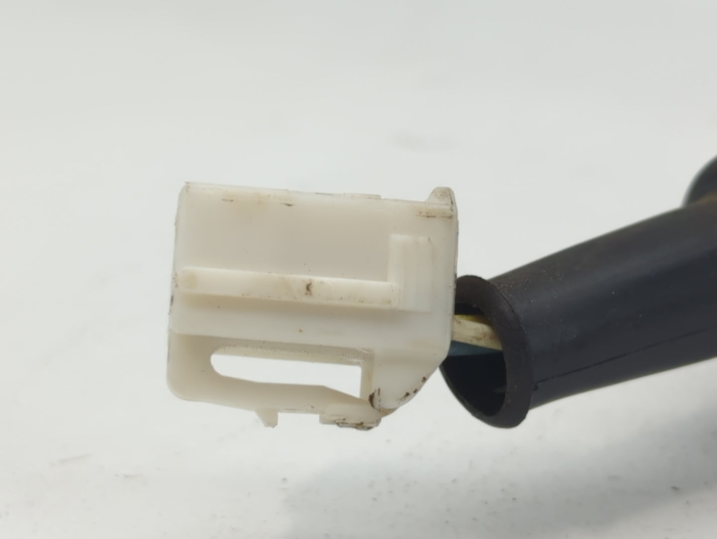 2002-2008 Dodge Ram 1500 Driver Side View Mirror - Left Door Mirror OEM Used - Oemusedautoparts1.com