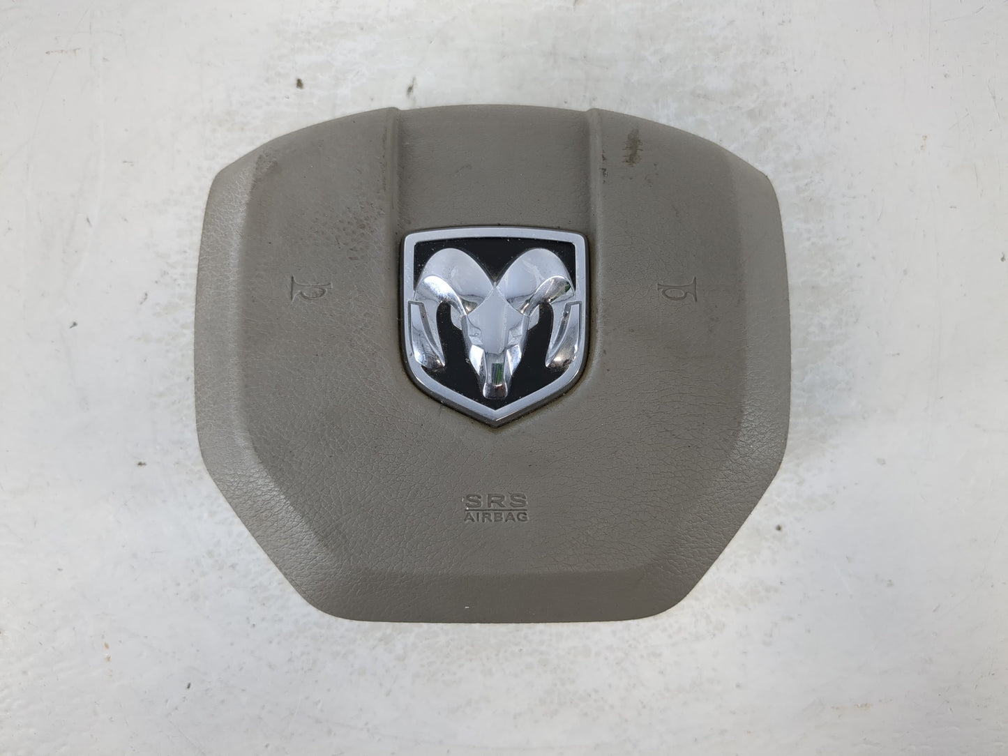 2001-2003 Dodge Ram 2500 Air Bag Driver Left Steering Wheel Mounted P/N:P1EF19BD3AE Fits Fits 2001 2002 2003 2004 OEM Used A
