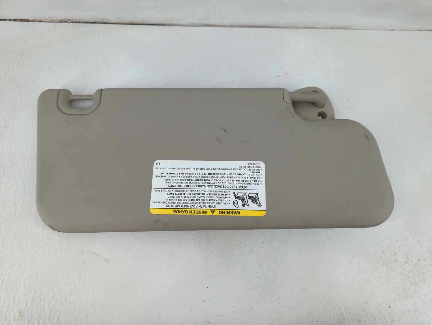 2002 Dodge Ram 2500 Sun Visor Shade Replacement Driver Left Mirror Fits OEM Used Auto Parts - Oemusedautoparts1.com