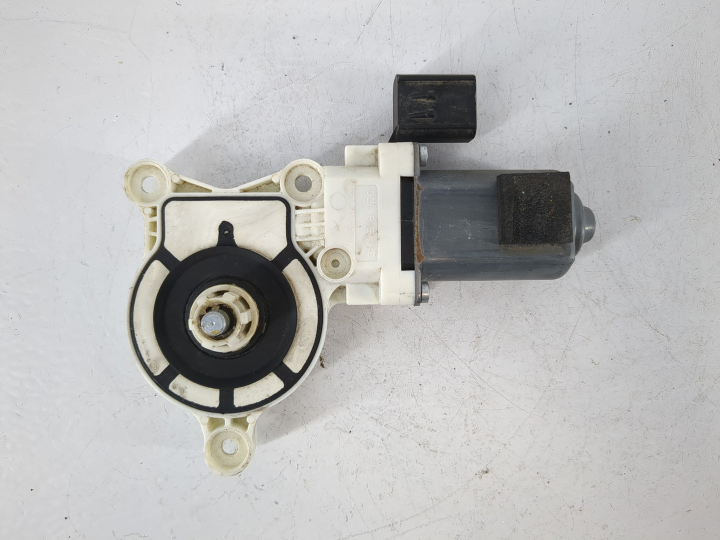 1994-2002 Dodge Ram 2500 Passenger Front Right Power Window Motor - Oemusedautoparts1.com
