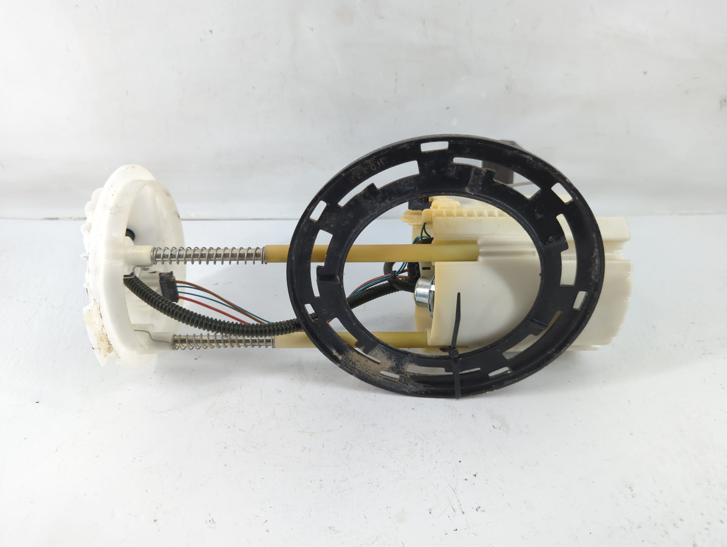 2002 Dodge Ram 2500 Electrical Gas Fuel Pump Assembly - Oemusedautoparts1.com