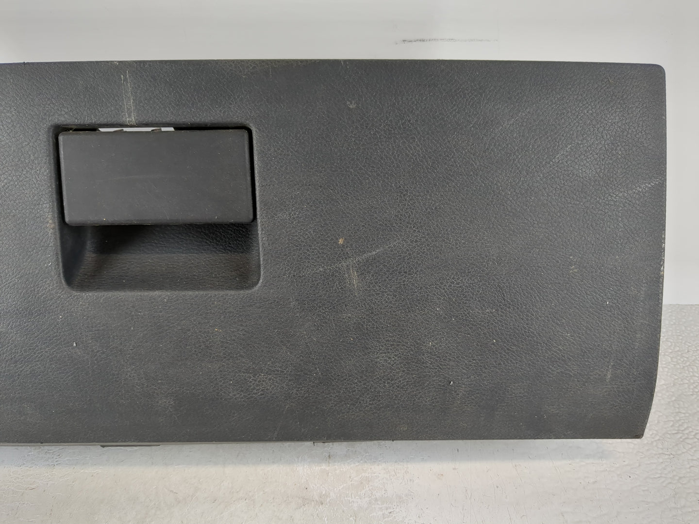 2002 Dodge Ram 2500 Passenger Glove Box Door Storage Compartment - Oemusedautoparts1.com