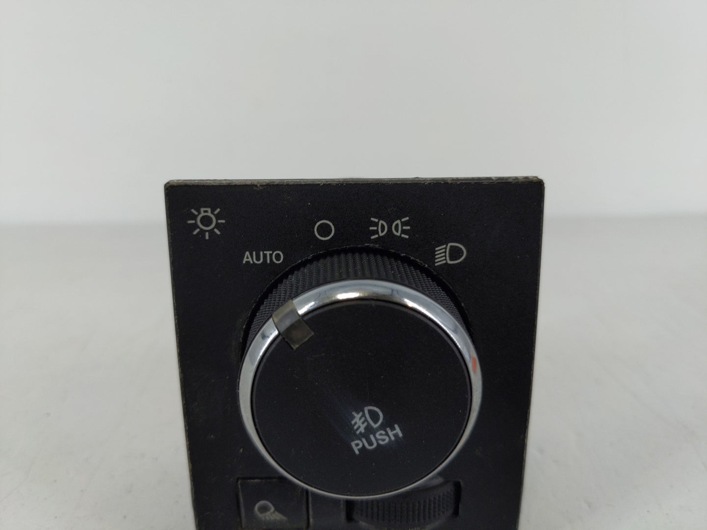 2002 Dodge Ram 2500 Headlight Lamp Control Switch - Oemusedautoparts1.com