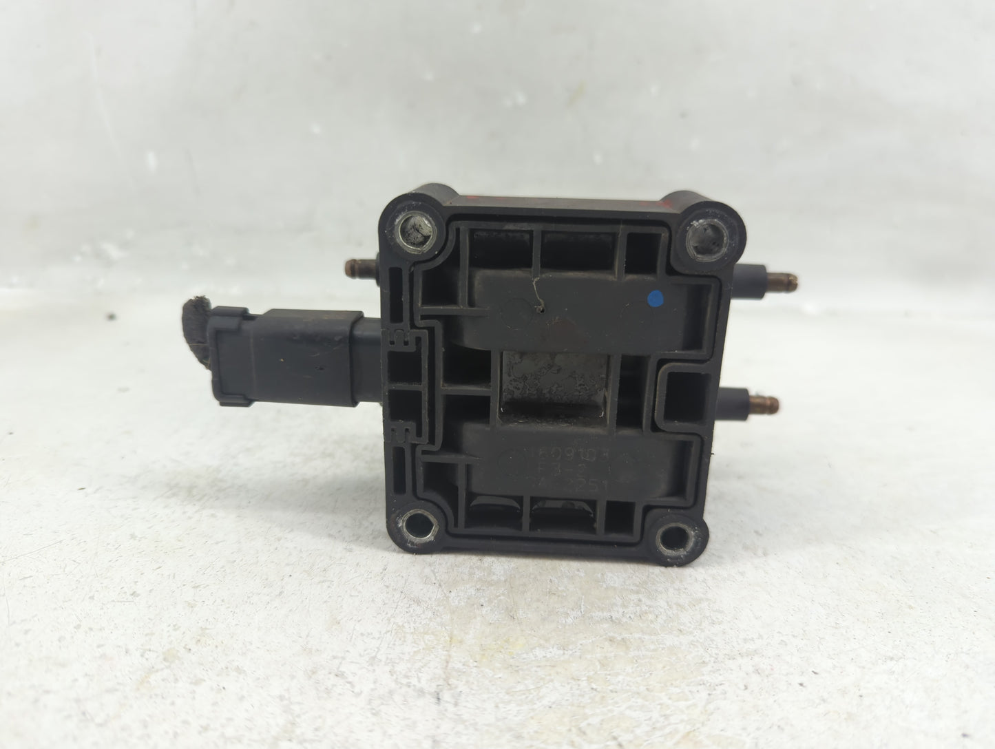 1996-2003 Dodge Stratus Ignition Coil Igniter Pack - Oemusedautoparts1.com