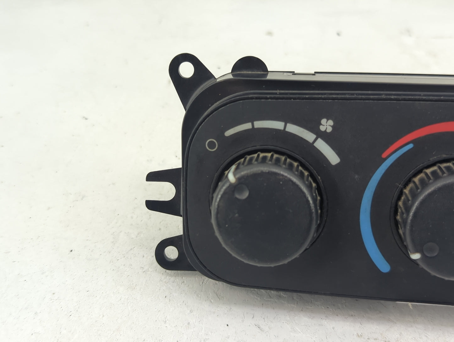 2002 Dodge Ram 1500 Climate Control Module Temperature AC/Heater Replacement P/N:P55056246AC Fits OEM Used Auto Parts - Oemu