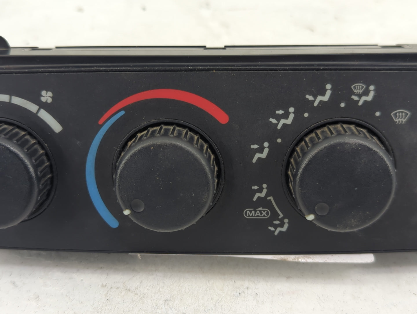 2002 Dodge Ram 1500 Climate Control Module Temperature AC/Heater Replacement P/N:P55056246AC Fits OEM Used Auto Parts - Oemu