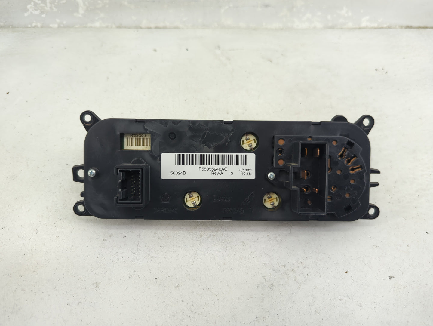 2002 Dodge Ram 1500 Climate Control Module Temperature AC/Heater Replacement P/N:P55056246AC Fits OEM Used Auto Parts - Oemu