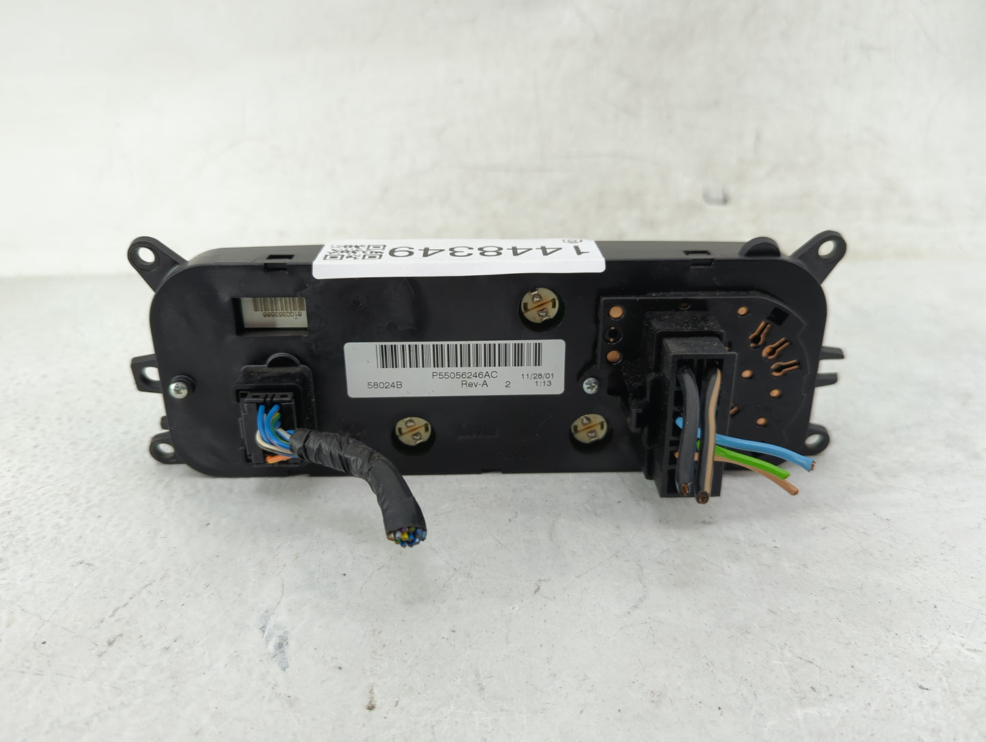 2002 Dodge Ram 1500 Climate Control Module Temperature AC/Heater Replacement P/N:P55056246AC Fits OEM Used Auto Parts - Oemu