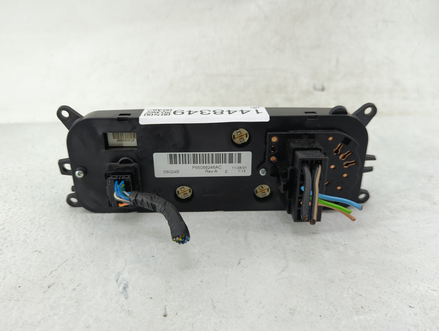 2002 Dodge Ram 1500 Climate Control Module Temperature AC/Heater Replacement P/N:P55056246AC Fits OEM Used Auto Parts - Oemu