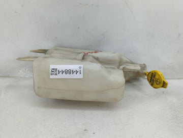 2000-2002 Dodge Ram 1500 Windshield Washer Fluid Reservoir Bottle Oem - Oemusedautoparts1.com