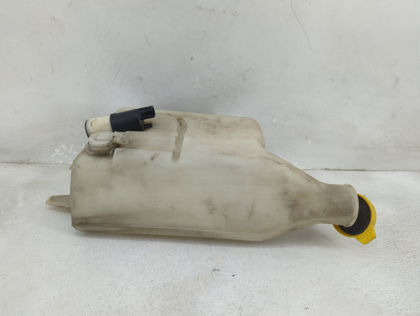 2000-2002 Dodge Ram 1500 Windshield Washer Fluid Reservoir Bottle Oem - Oemusedautoparts1.com