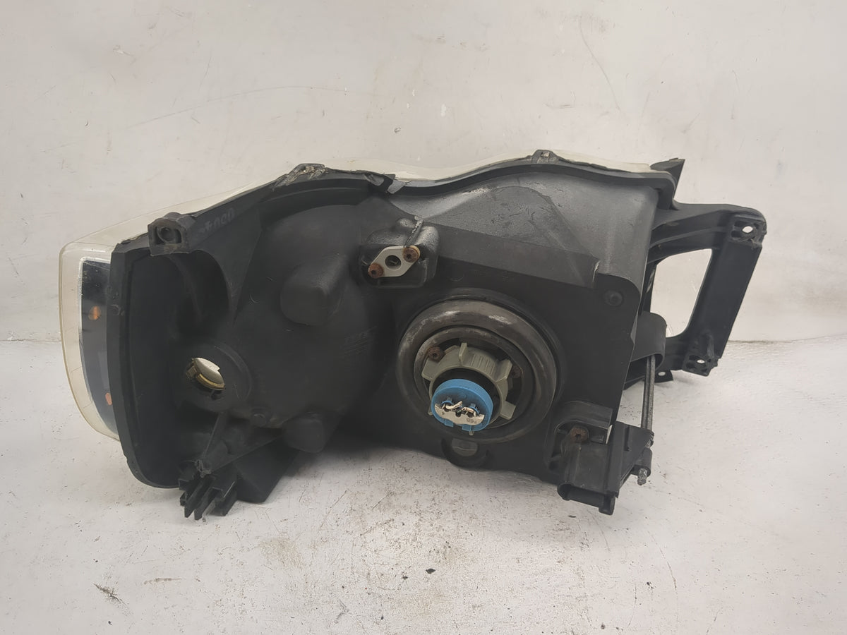 2002-2005 Dodge Ram 1500 Passenger Right Oem Head Light Headlight Lamp 1518792 - Oemusedautoparts1.com