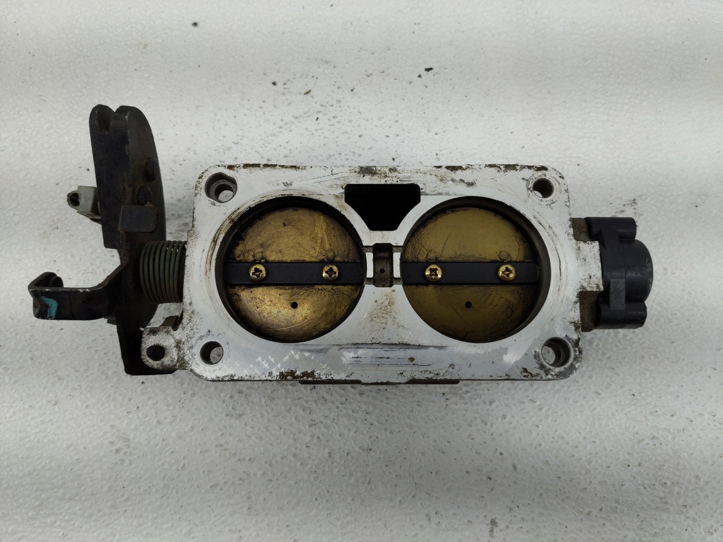 2002 Ford Econoline Throttle Body P/N:F4SF 98989 Fits OEM Used Auto Parts - Oemusedautoparts1.com