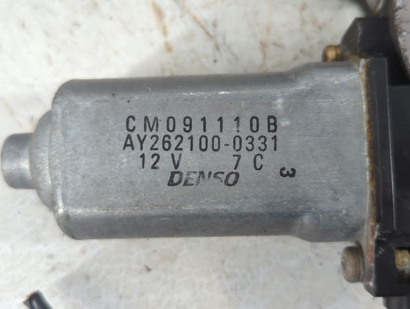 2001-2007 Ford Escape Passenger Rear Right Power Window Motor - Oemusedautoparts1.com
