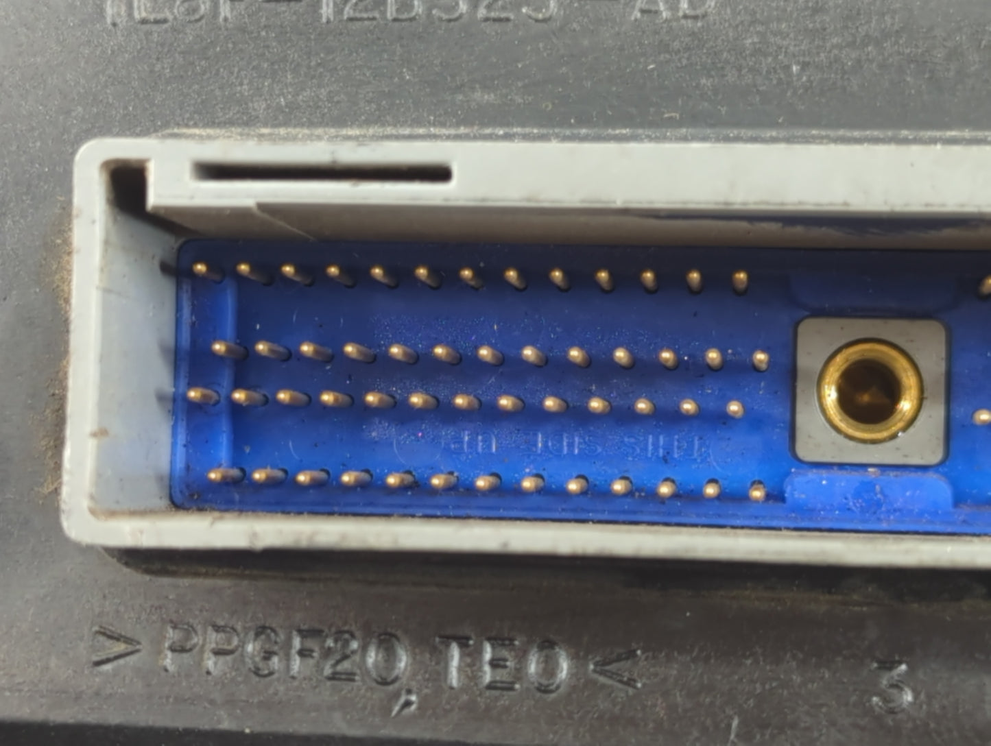 2002 Ford Escape PCM Engine Control Computer ECU ECM PCU OEM P/N:2L8A-12A650-AD Fits OEM Used Auto Parts - Oemusedautoparts1