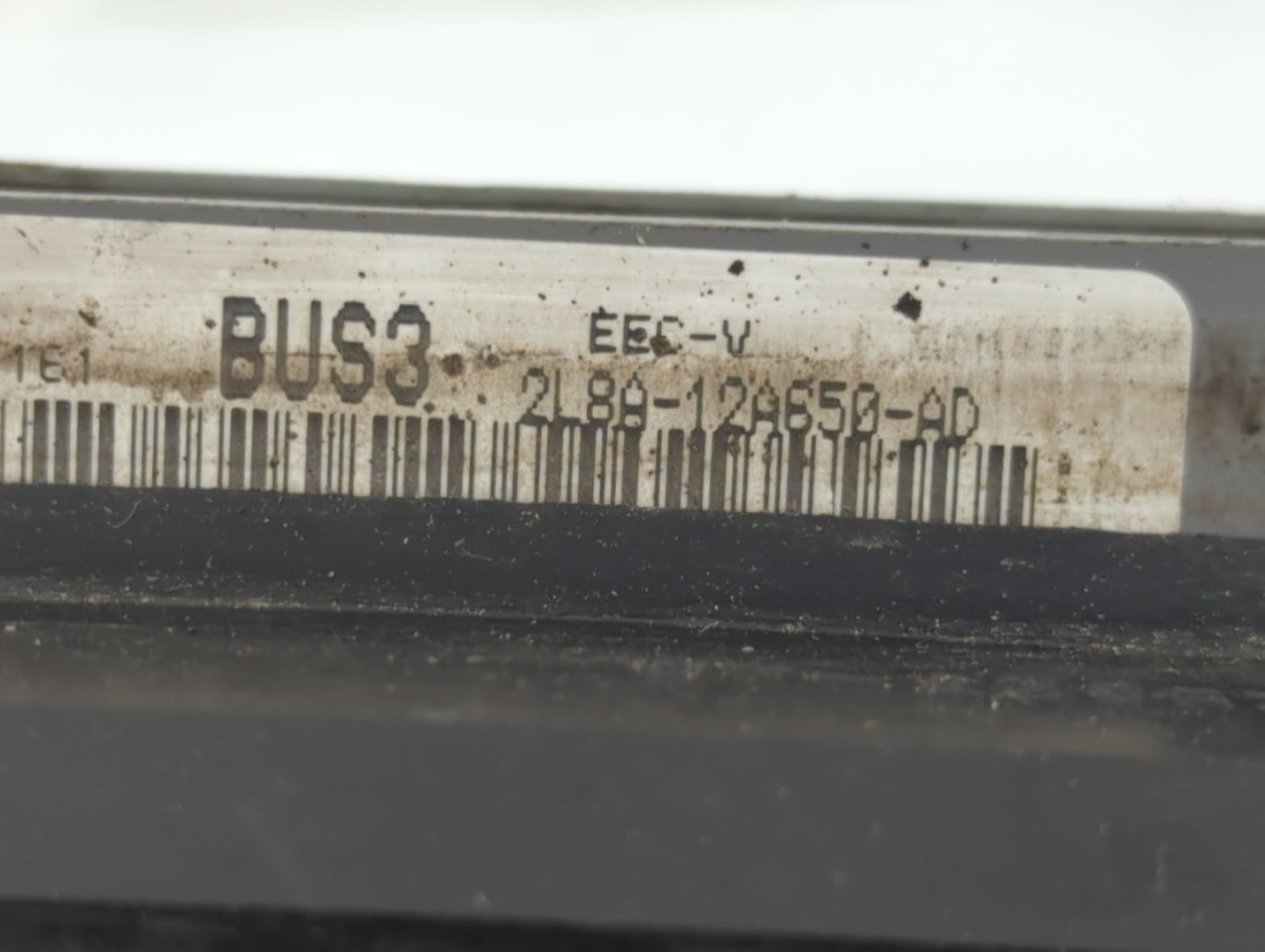 2002 Ford Escape PCM Engine Control Computer ECU ECM PCU OEM P/N:2L8A-12A650-AD Fits OEM Used Auto Parts - Oemusedautoparts1